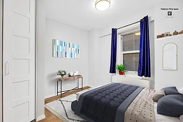 Rented by R New York