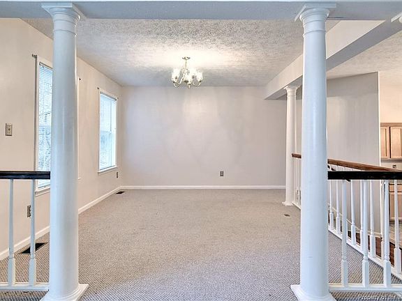 5th image of 108 Peacepipe Pl