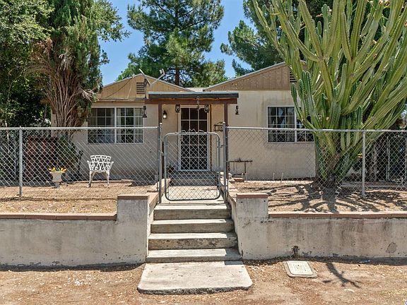 2nd image of 10842 Oro Vista Ave