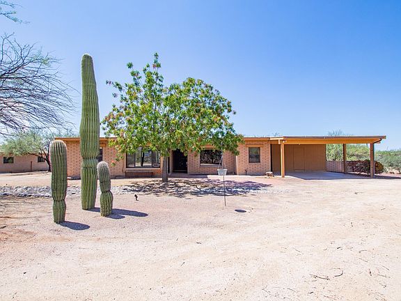 2nd image of 3041 W Sahuaro Dr