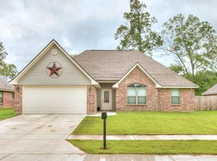 202 Southern Creek Cir, Haughton, LA 71037