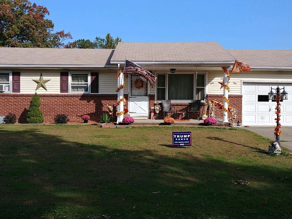 1025 E 2nd St, Nescopeck, PA 18635 Zillow