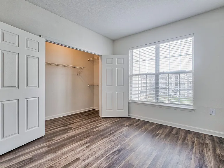 Spacious bedrooms to accommodate any bed size