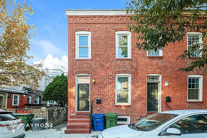 2nd townhouse from end