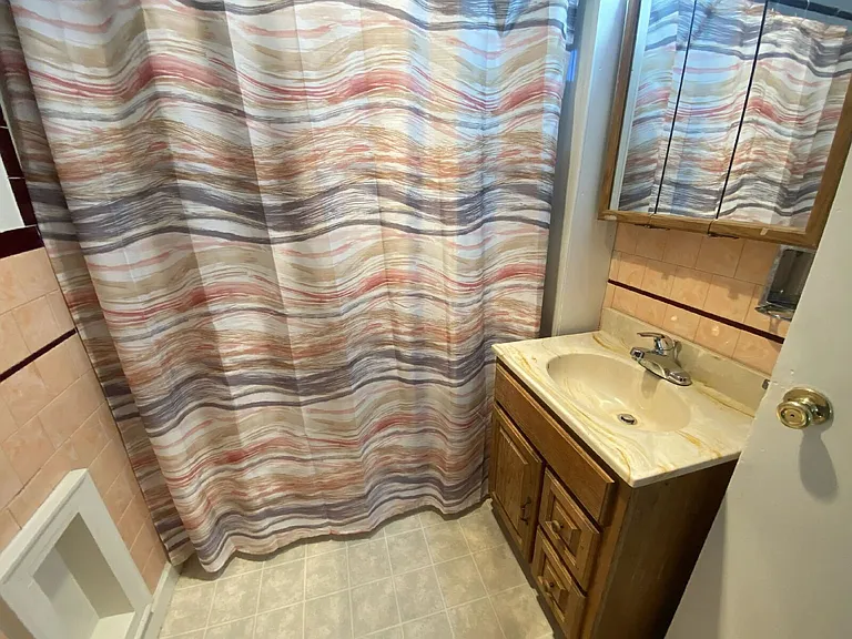 710 W Broccoli St — Photo 22