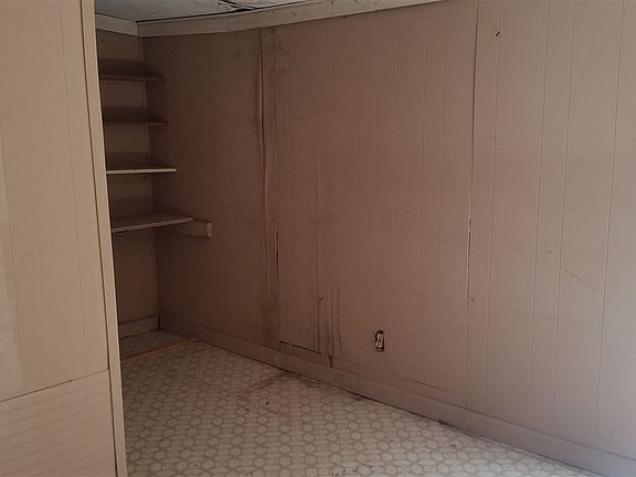 5th image of 142 Elrod Ln SE