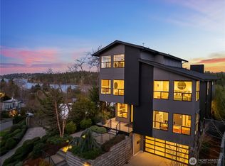 5950 Oakhurst Rd S, Seattle, WA 98118