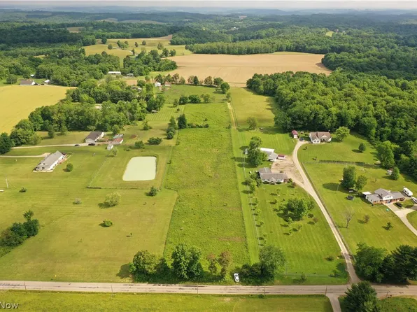 Flint Ridge Rd, Hopewell, OH 43746