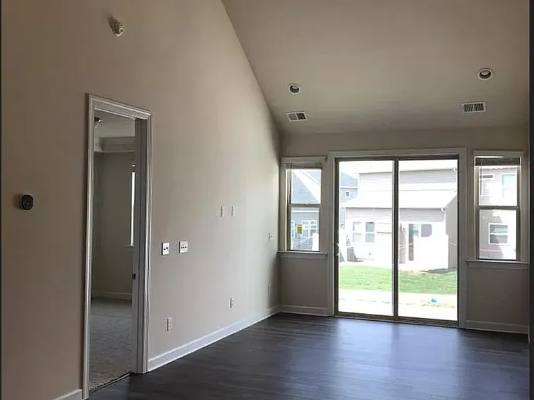 5628 Garrow Glen Rd — Photo 3