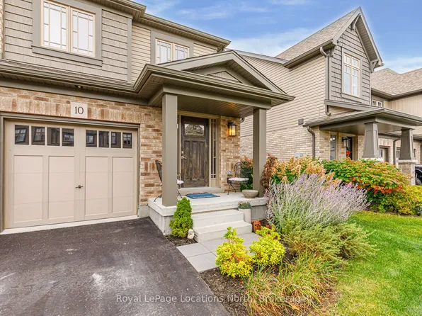 10 Foley Cres, Collingwood, ON L9Y 3B7