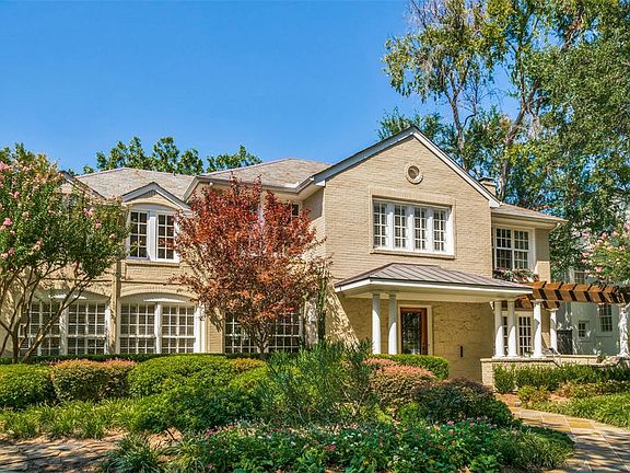 2nd image of 4504 Beverly Dr