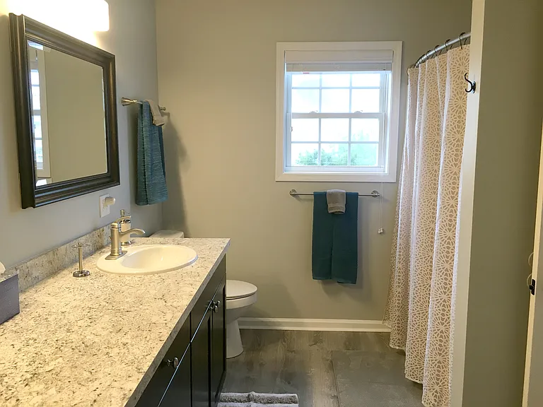 200 Spartanburg Ave #B — Photo 3