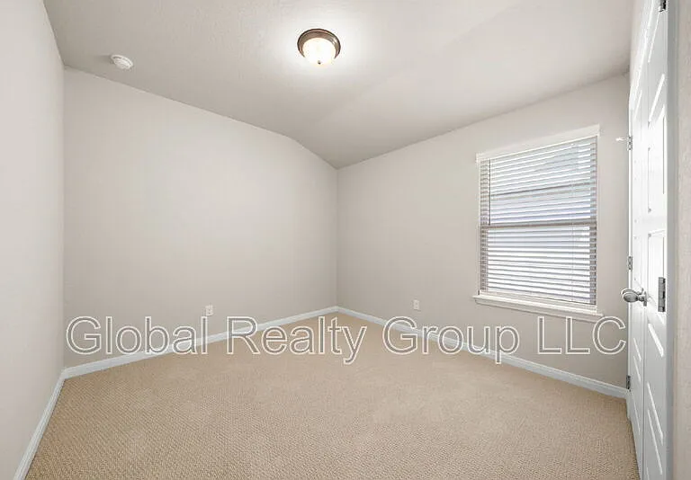 1220 Ella Xing — Photo 22