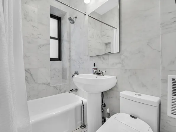 244 Riverside Drive image 8 of 9