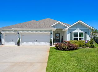 58 Siesta Cir, Freeport, FL 32439