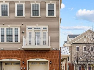 42558 Sunset Ridge Sq, Ashburn, VA 20148