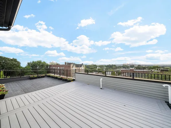 124 Glenwood Avenue image 28 of 35