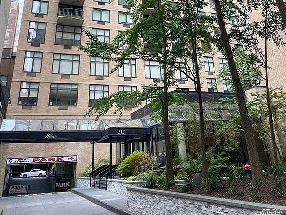 2nd image of 212 E 47th St APT 6H