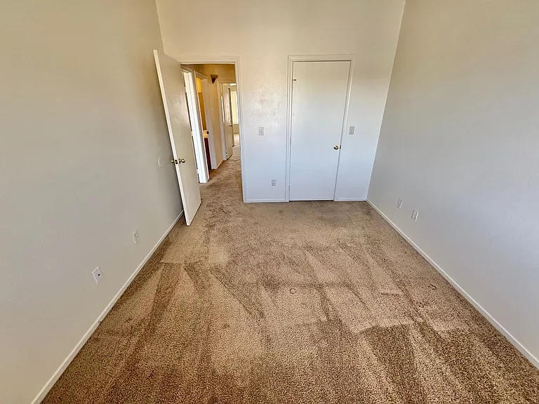 4079 Halfmoon Bay Dr — Photo 24