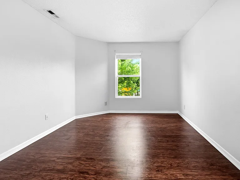 12192 Maize Dr — Photo 36