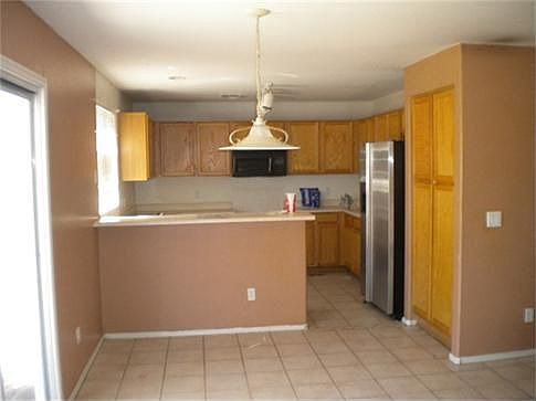 4th image of 11913 W Flores Dr