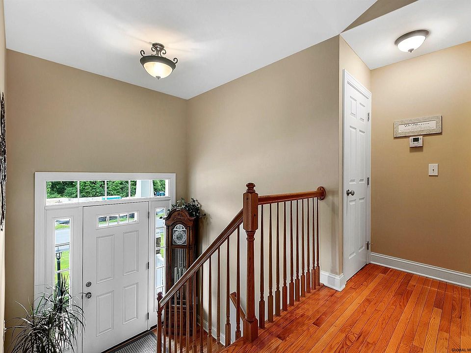 207 STEEPLE Way, Schenectady, NY 12306 Zillow