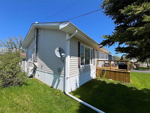 4th image of 66 Maple Street