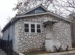 129 E 124th St, Chicago, IL 60628