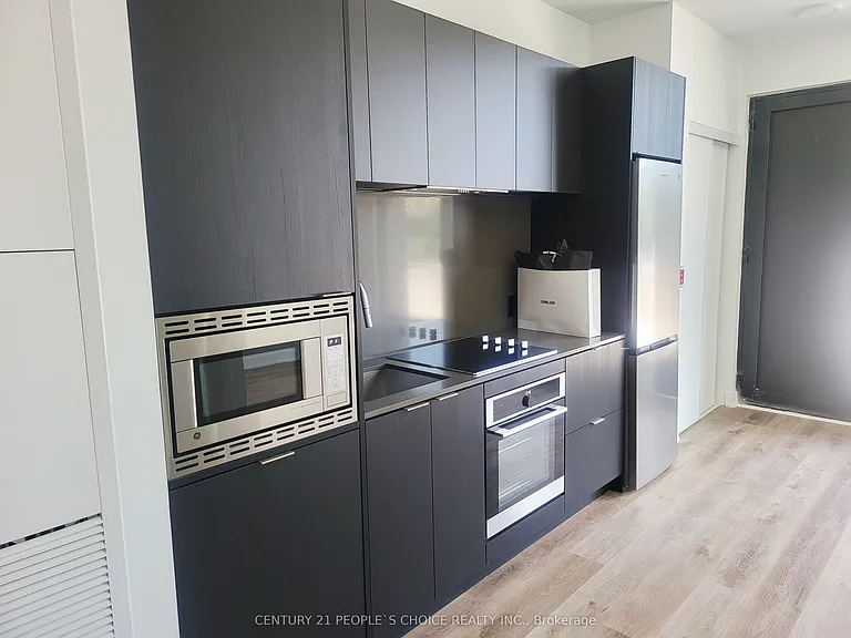 86 Agnes St #86 — Photo 6