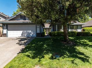 11515 Prospect Hill Dr, Gold River, CA 95670