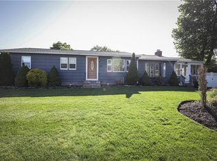 102 Julian Rd, Warwick, RI 02889
