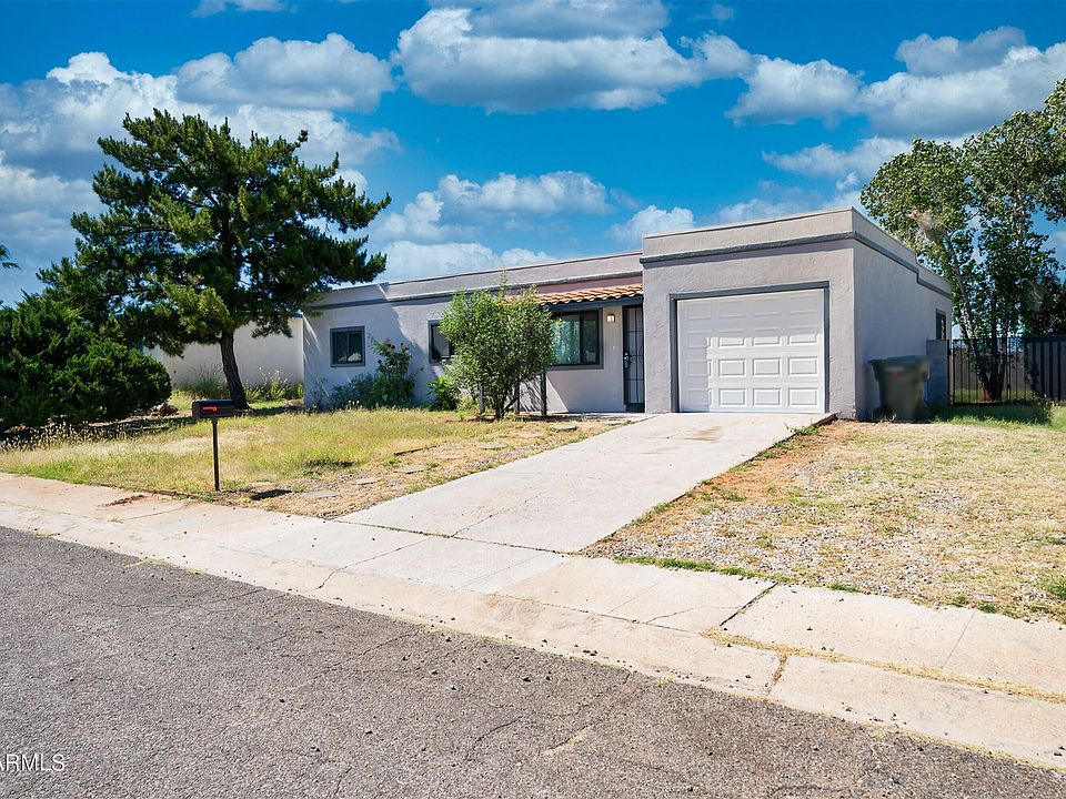 1st image of 4931 E De Medici Dr