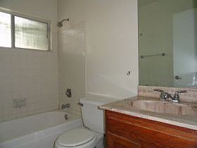 4th image of 3901 W Lupine Ave