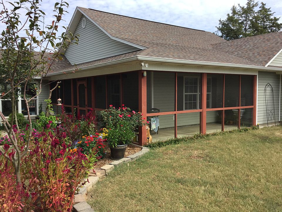 1st image of 10174 Valley View Ln