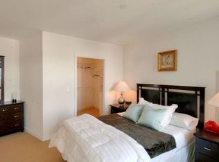 98 Landsdowne St #607, Cambridge, MA 02139