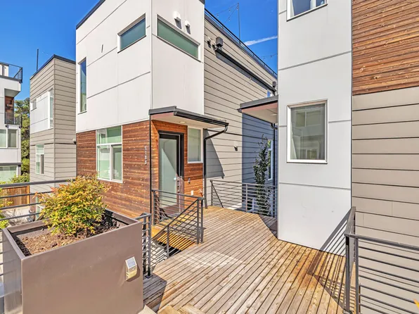 118 27th Ave E #B, Seattle, WA 98112