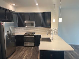 12881 Sunrise Ridge Aly, Herndon, VA 20171