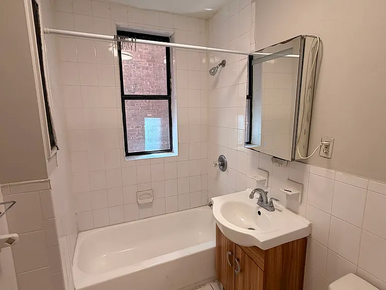 5008 Palisade Ave #B5 — Photo 7