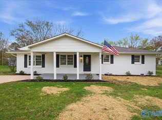 18247 Circle Dr, Athens, AL 35613