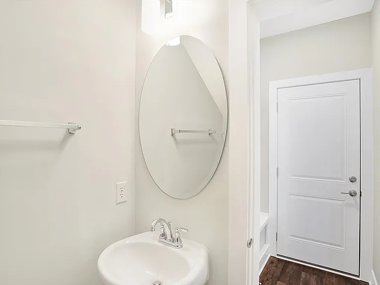 526 Gilder Dr — Photo 8