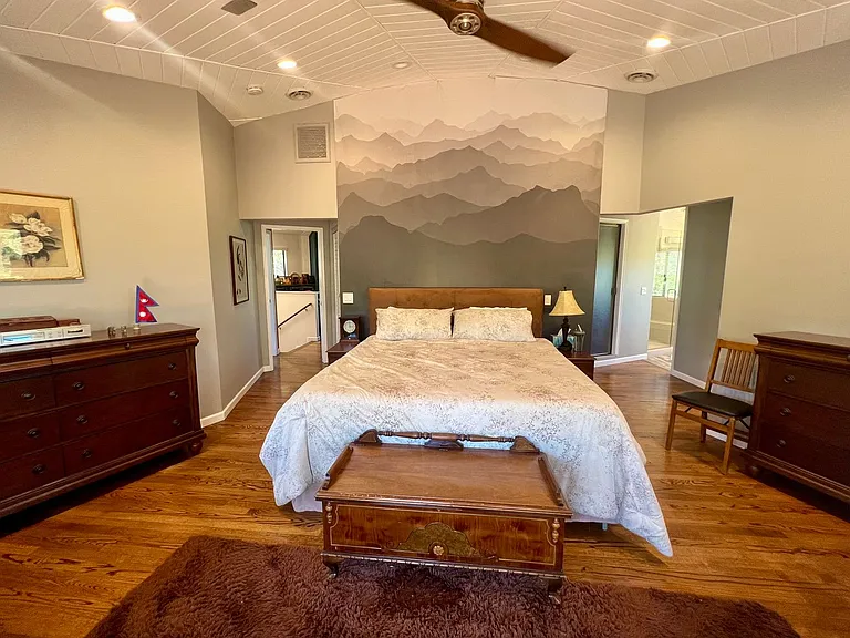 335 Foothills South Dr — Photo 35