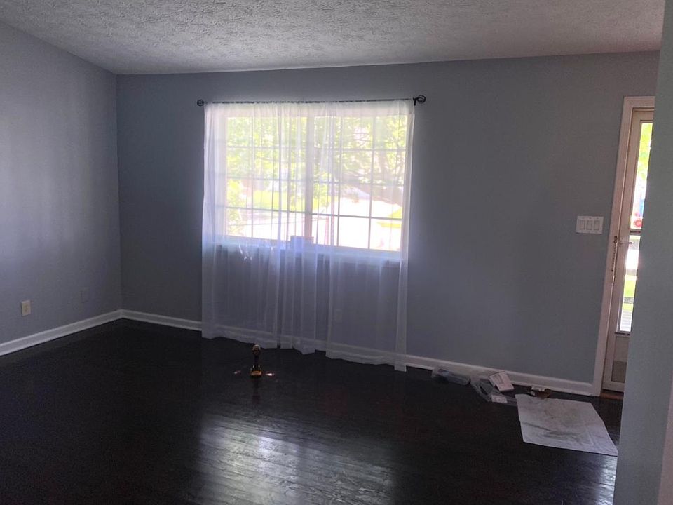 1st image of 647 Woods Crossing Ln