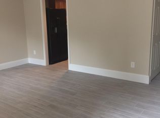 144 Roswell Commons Way, Roswell, GA 30076