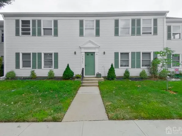 636 Yale Way, Monroe Township, NJ 08831