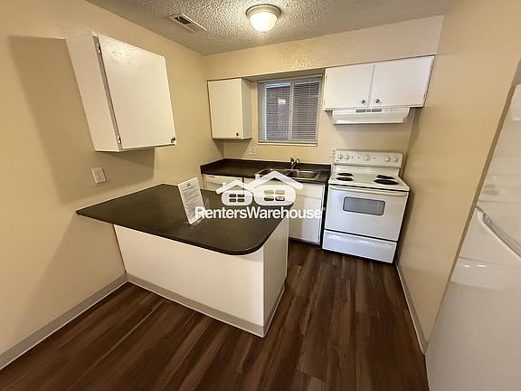 4th image of 2736 S Adams St APT 14