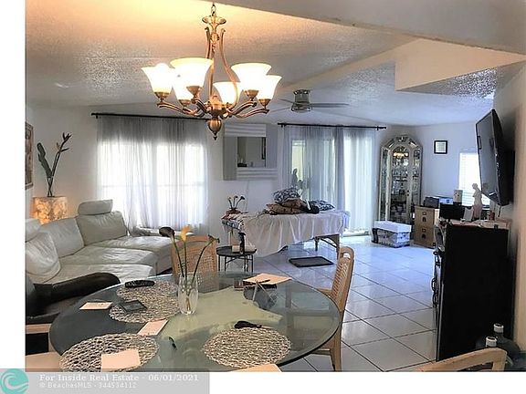 3rd image of 5088 SW 24th Ave