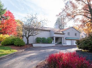 204 Buckingham Rd, Pittsburgh, PA 15215