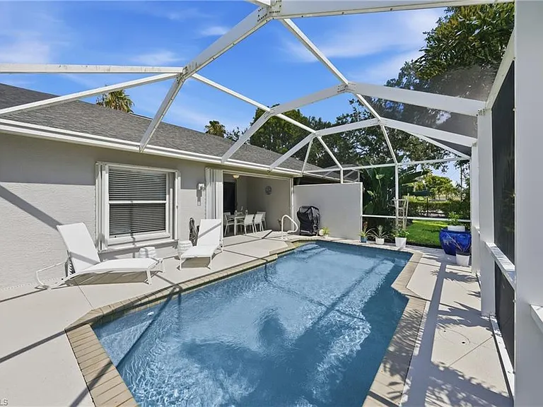 8018 Tauren Ct — Photo 34