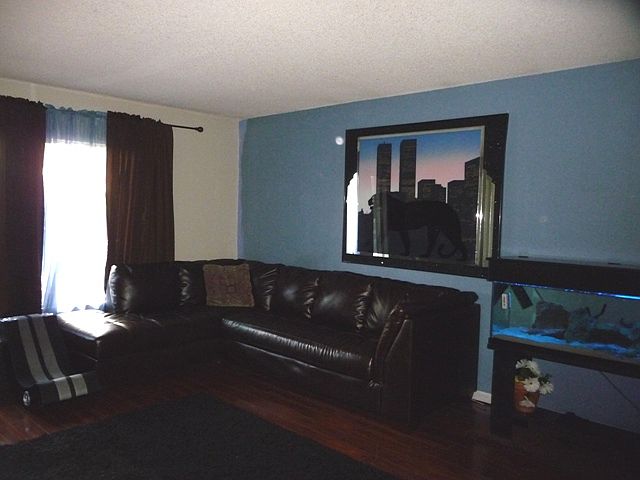 1st image of 10432 N 48th Dr