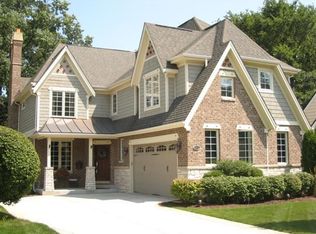 315 Bryant Ave, Glen Ellyn, IL 60137